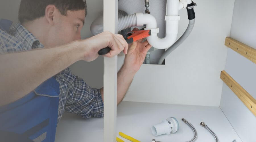 Local annual plumbing maintenance in North Chicago, IL